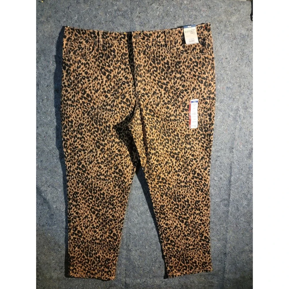 Terra & Sky Core Straight High‎ Rise Leg Demin Leopard Size 20W